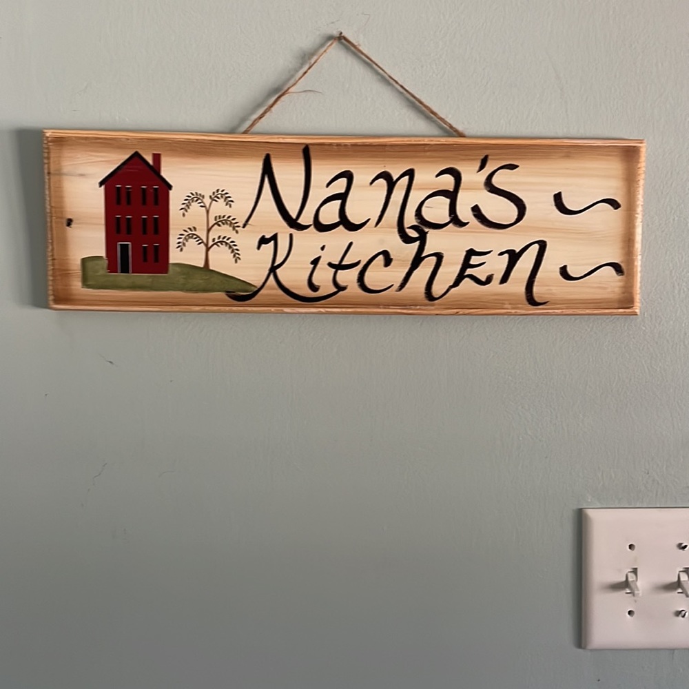 Wood Nana’s kitchen